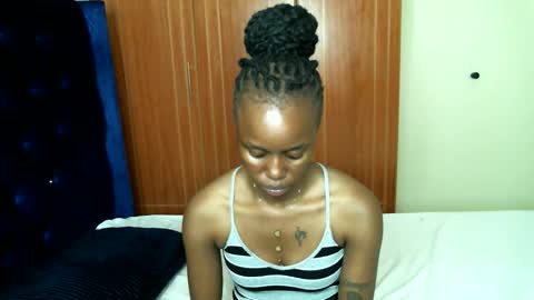 naughtyliz254 online show from 09/11/25, 07:25