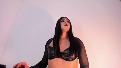 Snapshot of naughtylizeth chatting on 02/22/26, 08:46 naughtylizeth online show from 02/22/26, 08:46
