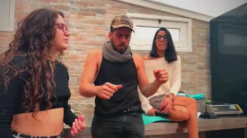 ANDREA STEPH  MIKE online show from 12/16/25, 10:31