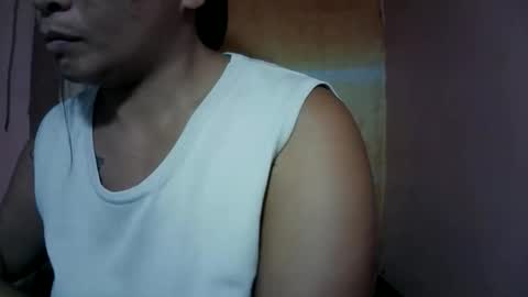 Snapshot of naughtymom_33 chatting on 11/20/25, 09:14 naughtymom_33 online show from 11/20/25, 09:14