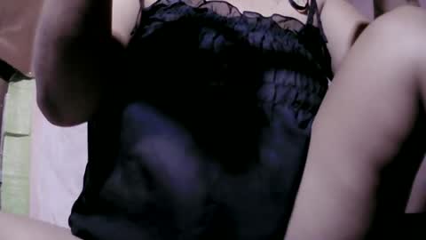naughtymom_33 online show from 06/30/26, 04:24