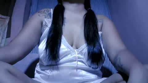 naughtymom_33 online show from 07/21/26, 02:08