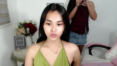 Snapshot of naughtymuse_ chatting on 04/26/26, 11:19 ELISE online show from 04/26/26, 11:19