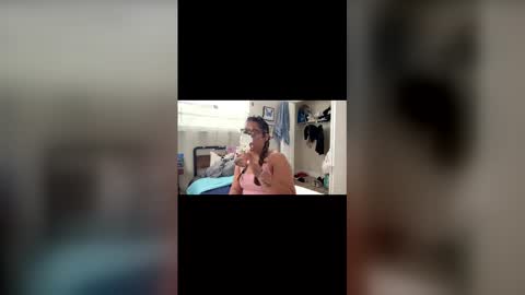 Snapshot of naughtynadia52 chatting on 11/26/25, 03:13 naughtynadia52 online show from 11/26/25, 03:13