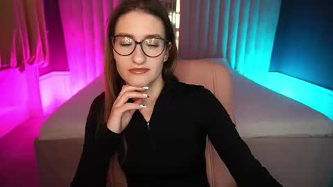 Snapshot of naughtynursevibe chatting on 10/10/25, 06:34 Ur Nurse online show from 10/10/25, 06:34