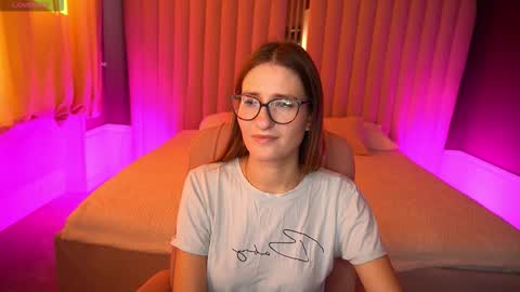 Snapshot of naughtynursevibe chatting on 10/20/25, 08:37 Ur Nurse online show from 10/20/25, 08:37
