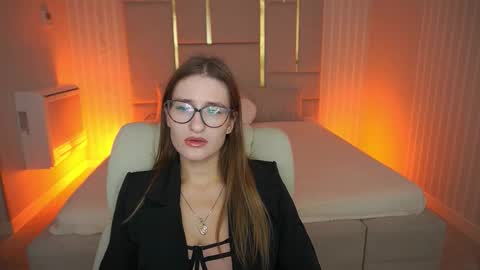 Snapshot of naughtynursevibe chatting on 10/21/25, 06:25 Ur Nurse online show from 10/21/25, 06:25