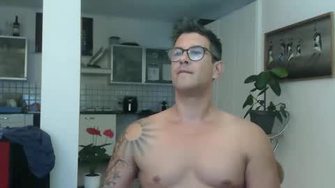 John Smith online show from 09/17/25, 04:08
