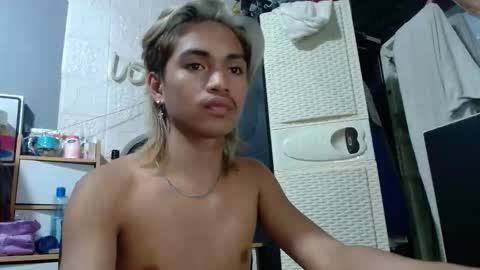 Snapshot of naughtyperfectasian4u chatting on 02/27/26, 04:40 naughtyperfectasian4u online show from 02/27/26, 04:40