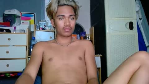 Snapshot of naughtyperfectasian4u chatting on 03/16/26, 06:45 naughtyperfectasian4u online show from 03/16/26, 06:45