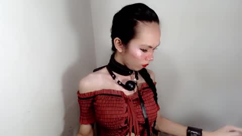 Snapshot of naughtypetiteangel chatting on 09/29/25, 10:03 naughtypetiteangel online show from 09/29/25, 10:03