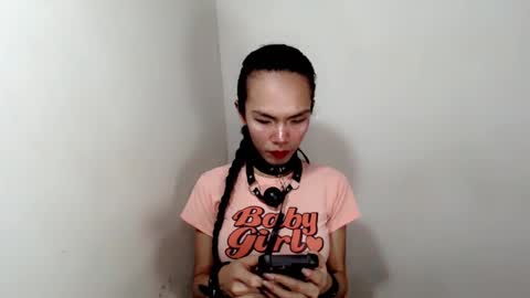 Snapshot of naughtypetiteangel chatting on 11/05/25, 05:29 naughtypetiteangel online show from 11/05/25, 05:29