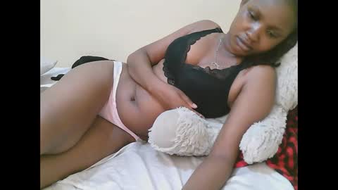 naughtyqueen online show from 11/30/25, 04:16