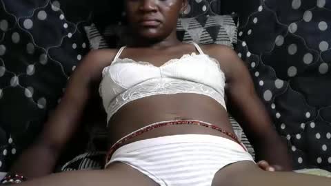 Snapshot of naughtysandra12 chatting on 12/04/25, 04:16 naughtysandra12 online show from 12/04/25, 04:16