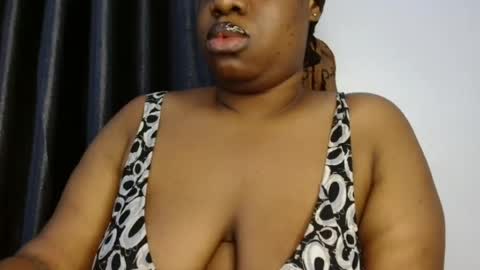 Snapshot of naughtyslut02 chatting on 07/08/26, 05:34 naughtyslut02 online show from 07/08/26, 05:34