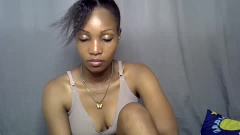 Snapshot of naughtyy4u chatting on 03/17/26, 02:27 naughtyy4u online show from 03/17/26, 02:27