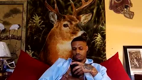 Snapshot of naughtyy_ken chatting on 01/17/25, 07:27 Mekhi or Khi online show from 01/17/25, 07:27