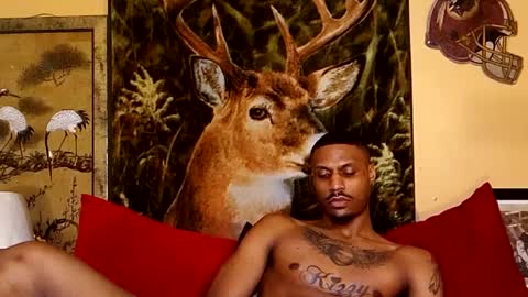 Snapshot of naughtyy_ken chatting on 01/21/25, 07:17 Mekhi or Khi online show from 01/21/25, 07:17