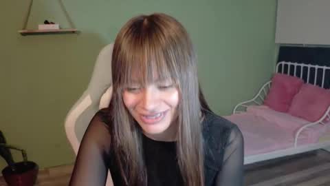 Snapshot of naugthy_muse chatting on 03/14/26, 01:23 sabrina online show from 03/14/26, 01:23