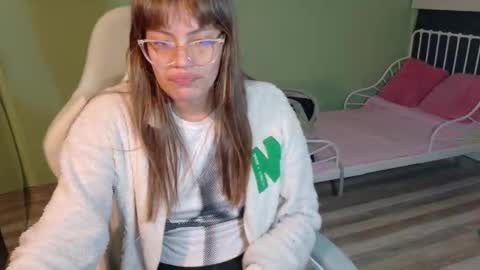 Snapshot of naugthy_muse chatting on 03/22/26, 02:48 sabrina online show from 03/22/26, 02:48
