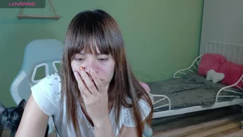 Snapshot of naugthy_muse chatting on 04/03/26, 04:43 sabrina online show from 04/03/26, 04:43