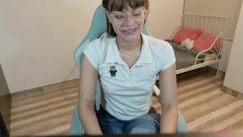 Snapshot of naugthy_muse chatting on 04/14/26, 11:22 sabrina online show from 04/14/26, 11:22