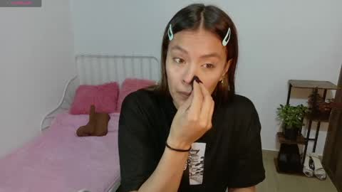 Snapshot of naugthy_muse chatting on 05/26/26, 01:45 sabrina online show from 05/26/26, 01:45