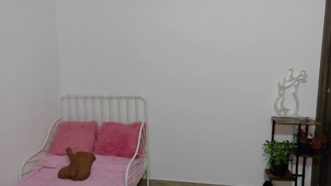 Snapshot of naugthy_muse chatting on 06/05/26, 08:14 sabrina online show from 06/05/26, 08:14