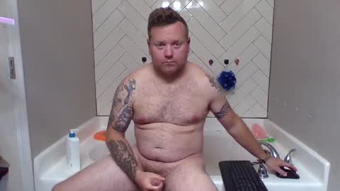 navyman34 online show from 09/09/25, 11:48