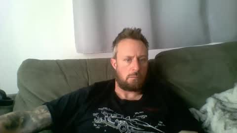 Snapshot of nawtydom1977 chatting on 10/26/25, 04:02 nawtydom1977 online show from 10/26/25, 04:02