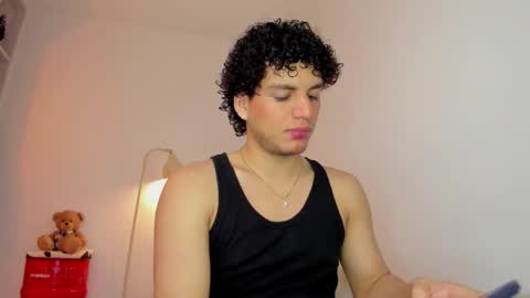 Natan online show from 11/11/25, 02:22