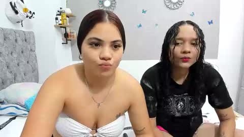 nay_and_aleja online show from 09/10/25, 03:28