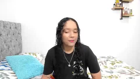 nay_and_aleja online show from 11/12/25, 02:34