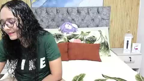 nay_and_aleja online show from 07/29/26, 02:43