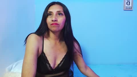 Snapshot of naya_10 chatting on 10/06/25, 11:24 naya_10 online show from 10/06/25, 11:24