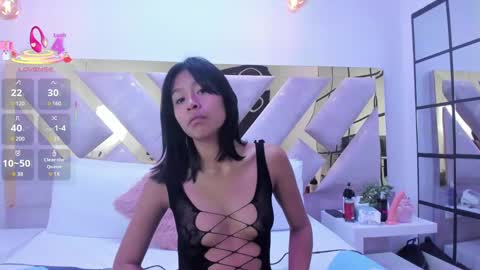 nayara_macherano online show from 02/28/25, 09:25