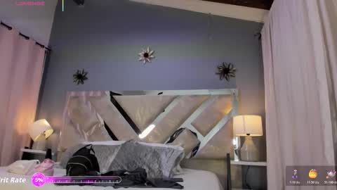 nayara_macherano online show from 10/20/25, 11:21