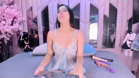 Snapshot of nayarakvelvet_1 chatting on 06/16/26, 12:08 Nayarak online show from 06/16/26, 12:08