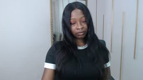Nayaris 3 online show from 06/09/26, 03:56