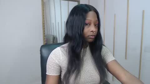 Nayaris 3 online show from 06/14/26, 02:30