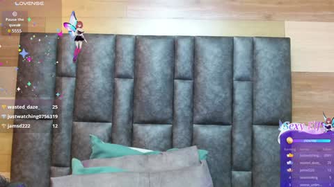Naye  online show from 01/10/25, 06:53