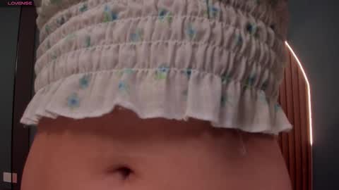 Naye  online show from 11/22/25, 04:22