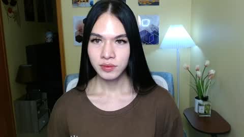 Nayika Huge online show from 12/27/24, 08:24