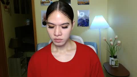 Nayika Huge online show from 12/30/24, 09:16