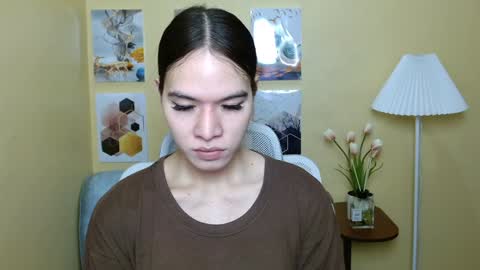 Nayika Huge online show from 01/11/25, 09:57