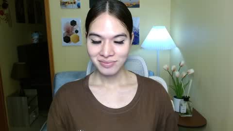 Nayika Huge online show from 01/27/25, 09:23