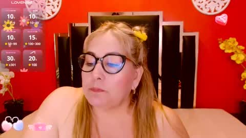 Lady Nayla online show from 03/05/25, 05:29