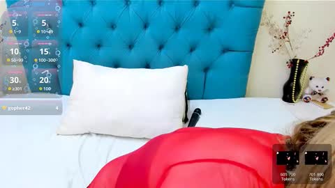 Snapshot of nayla_garner chatting on 11/26/25, 04:19 Lady Nayla online show from 11/26/25, 04:19