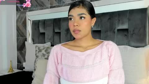 Snapshot of naylagrey chatting on 03/12/26, 11:38 online show from 03/12/26, 11:38