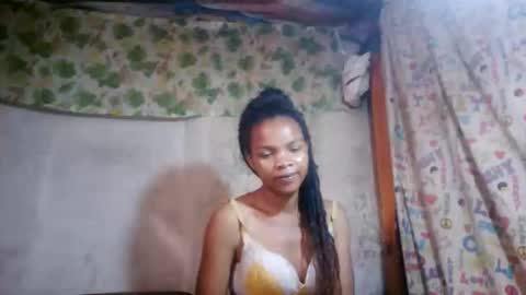 Nayla online show from 05/30/26, 12:02